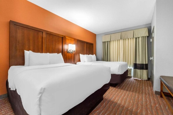 Comfort Suites Jackson I-40 image 20