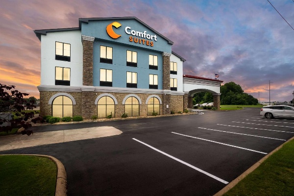 Comfort Suites Jackson I-40 image 5